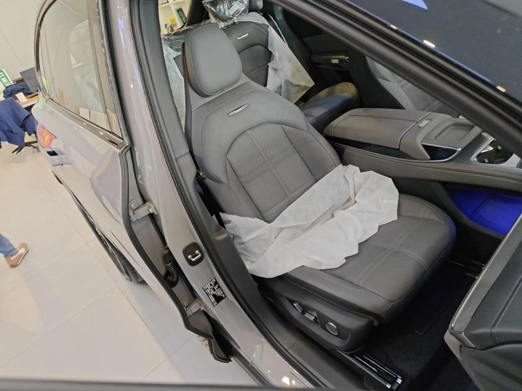 Hongqi Tiangong 08 2025 605 Pioneer Edition — миниатюра 23