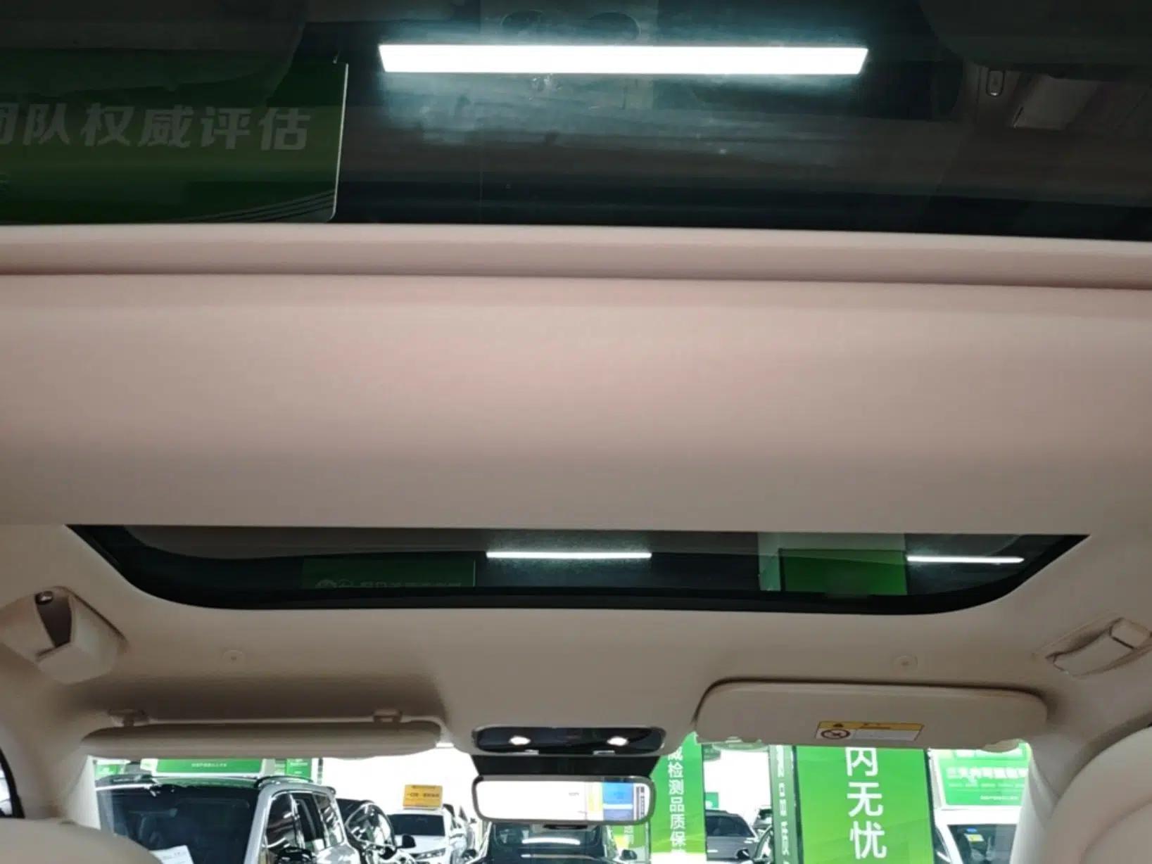 Hima AITO M8 2025 Extended-Range Max+ Version 53.4 kWh 5-Seater Edition — миниатюра 21