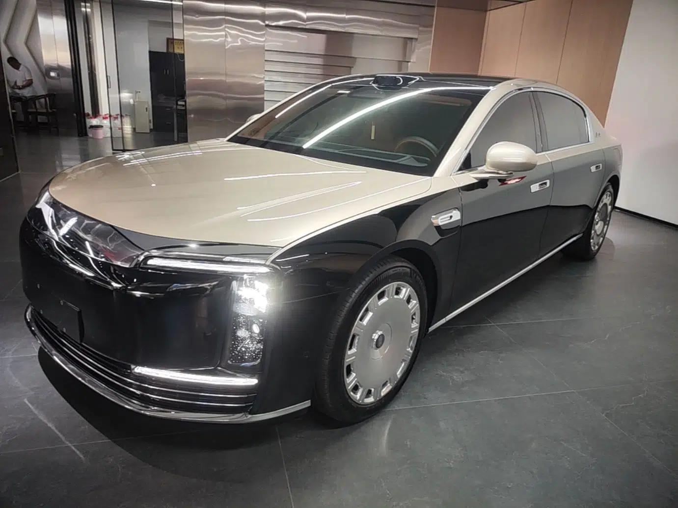 Hima S800 2025 Model, Range-Extended Starlight Prestige Edition, 5 Seats — миниатюра 1