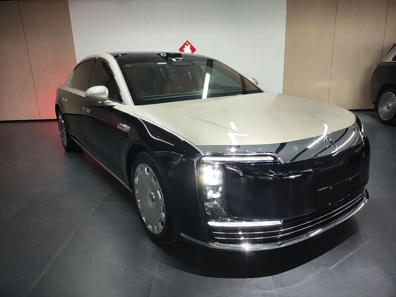 Hima S800 2025 Model, Range-Extended Starlight Prestige Edition, 5 Seats — миниатюра 3
