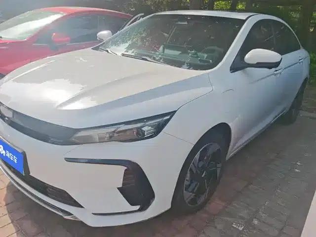 Geely Emgrand L HiP 2022 1.5TD-DHT Pro 100KM Super