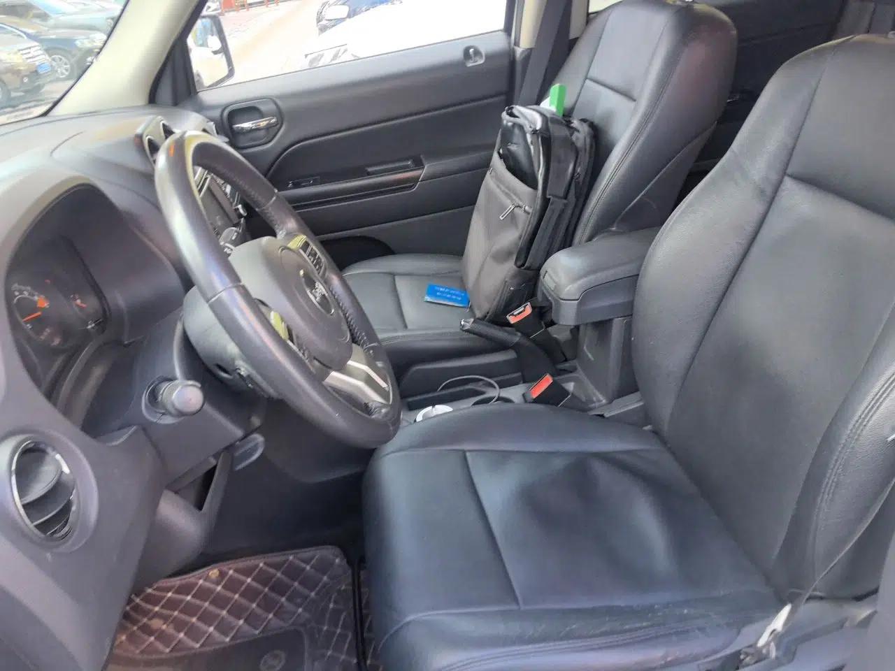 Jeep Patriot 2013 2.4 Sport Edition — миниатюра 16