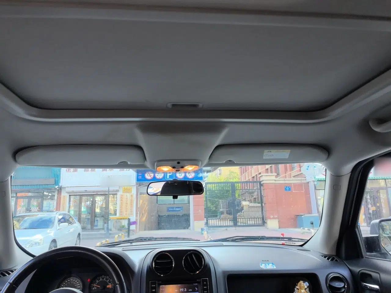 Jeep Patriot 2013 2.4 Sport Edition — миниатюра 19