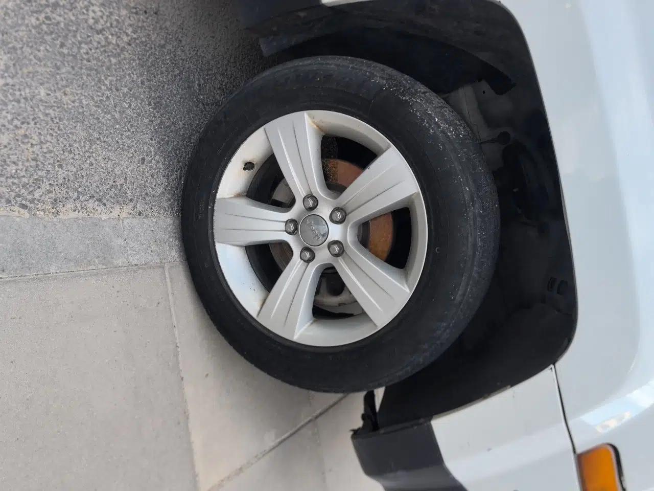 Jeep Patriot 2013 2.4 Sport Edition — миниатюра 8