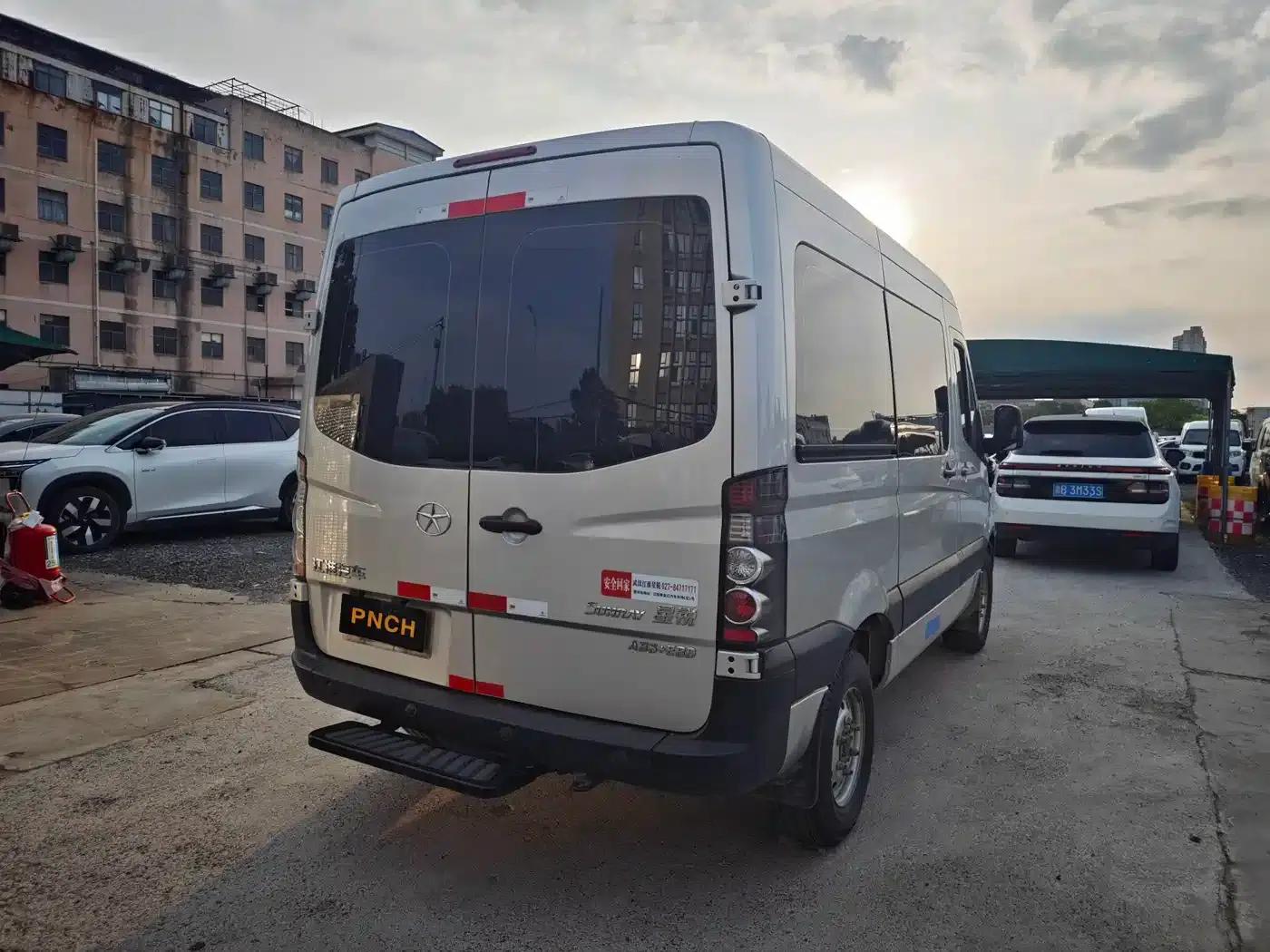 Starlight 2019 1.9T Short Wheelbase Multipurpose Passenger Vehicle — миниатюра 15