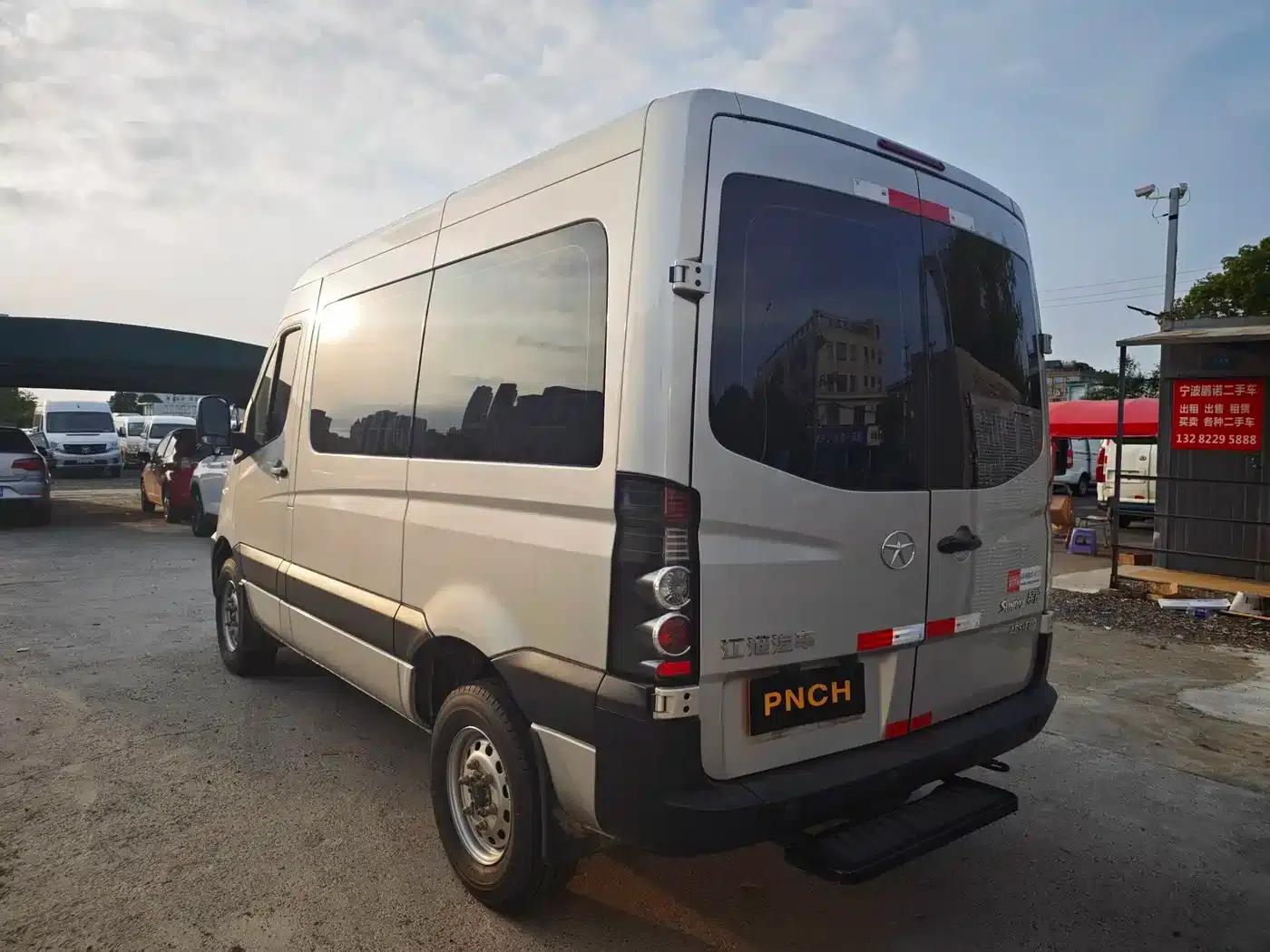 Starlight 2019 1.9T Short Wheelbase Multipurpose Passenger Vehicle — миниатюра 17