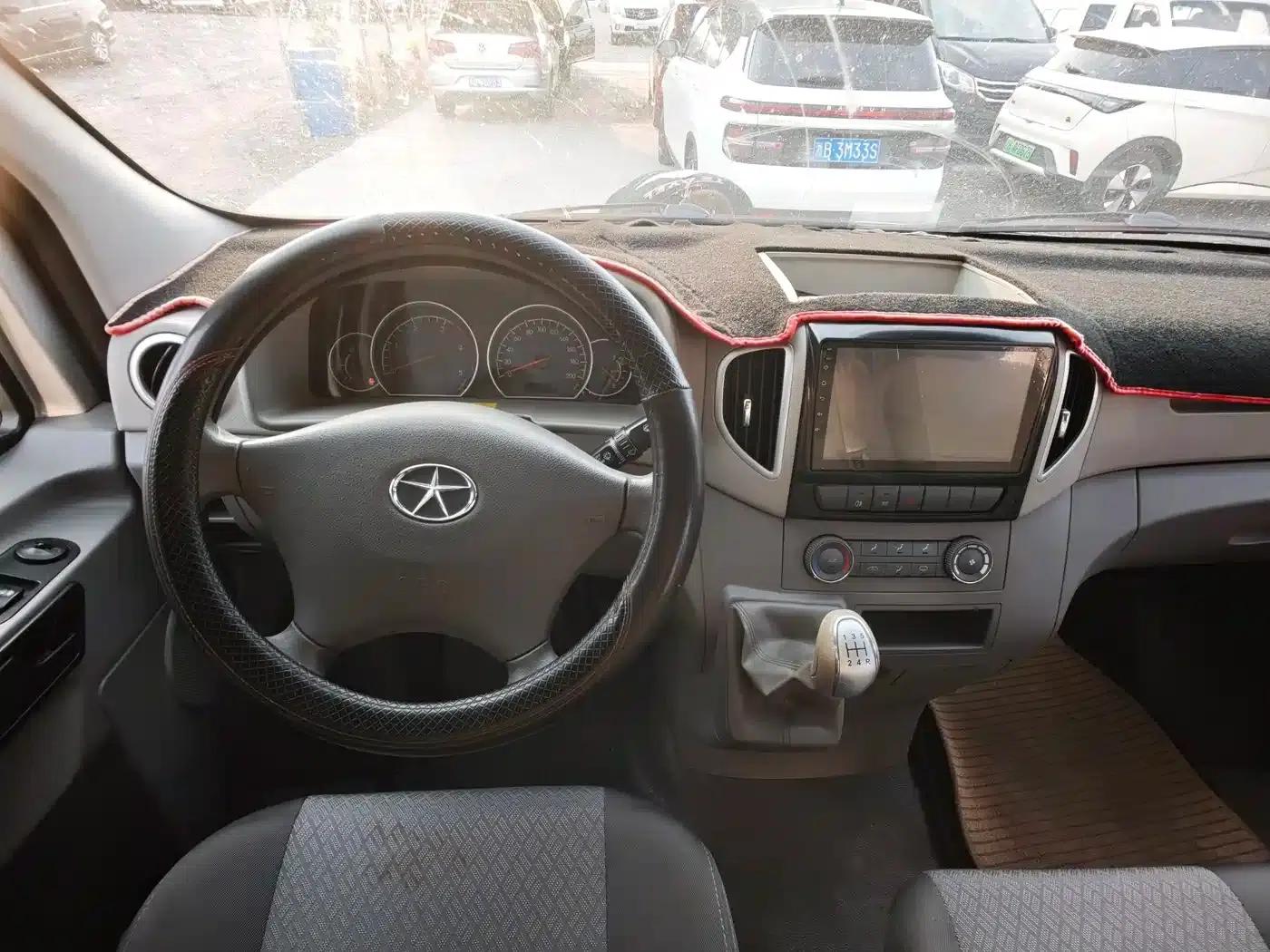 Starlight 2019 1.9T Short Wheelbase Multipurpose Passenger Vehicle — миниатюра 10