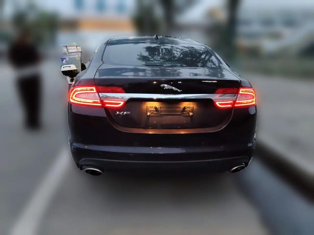 Jaguar XF 2013 XF 2.0T Luxury Edition — миниатюра 5