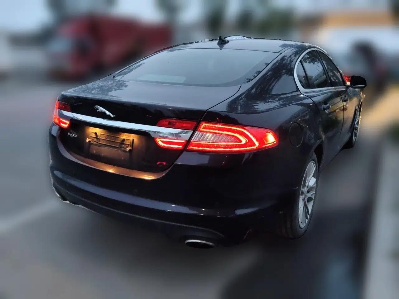 Jaguar XF 2013 XF 2.0T Luxury Edition — миниатюра 6