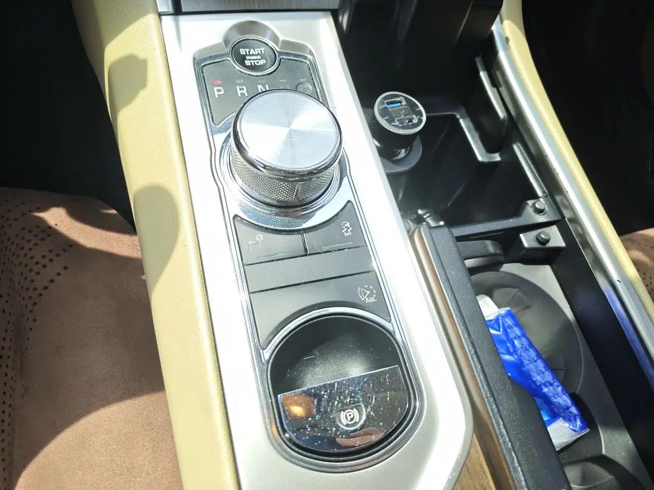 Jaguar XF 2013 XF 2.0T Luxury Edition — миниатюра 15