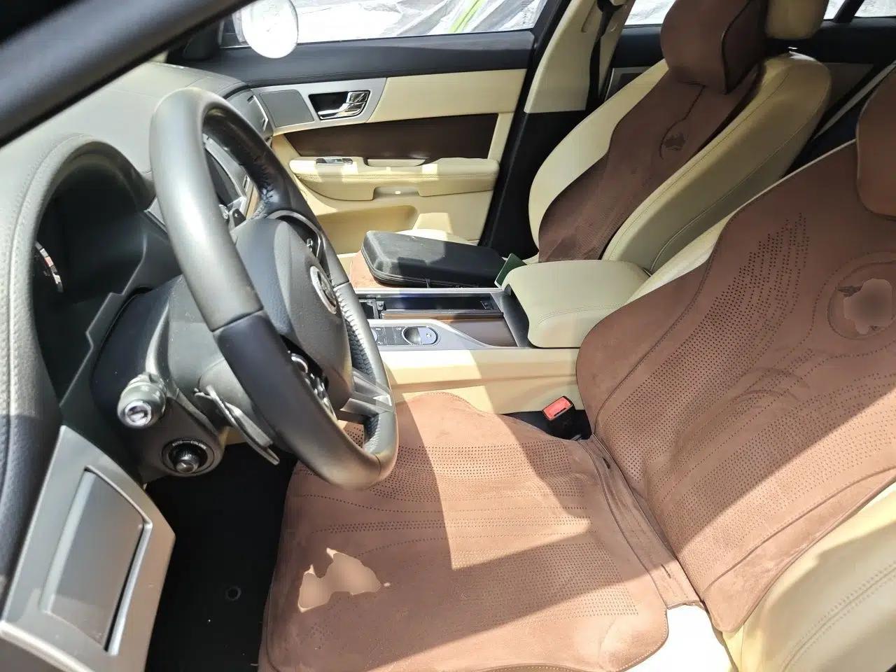 Jaguar XF 2013 XF 2.0T Luxury Edition — миниатюра 16