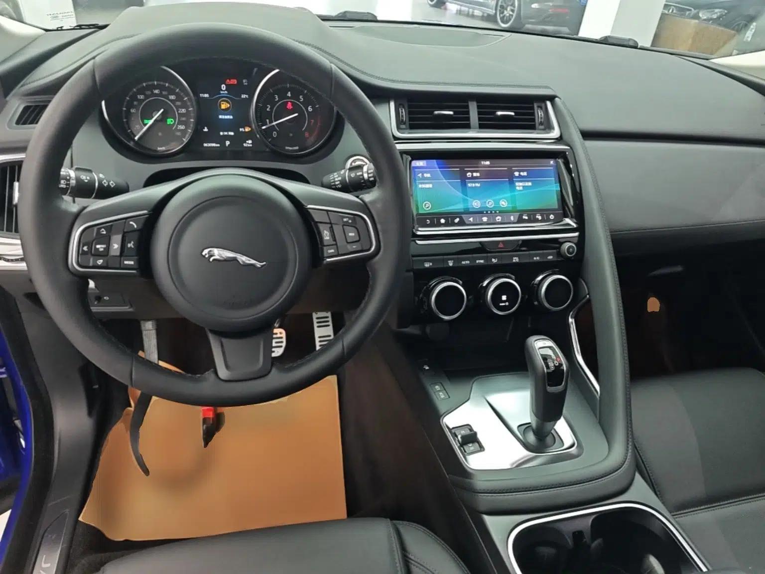 Jaguar E-PACE 2018 P250 S China VI — миниатюра 12