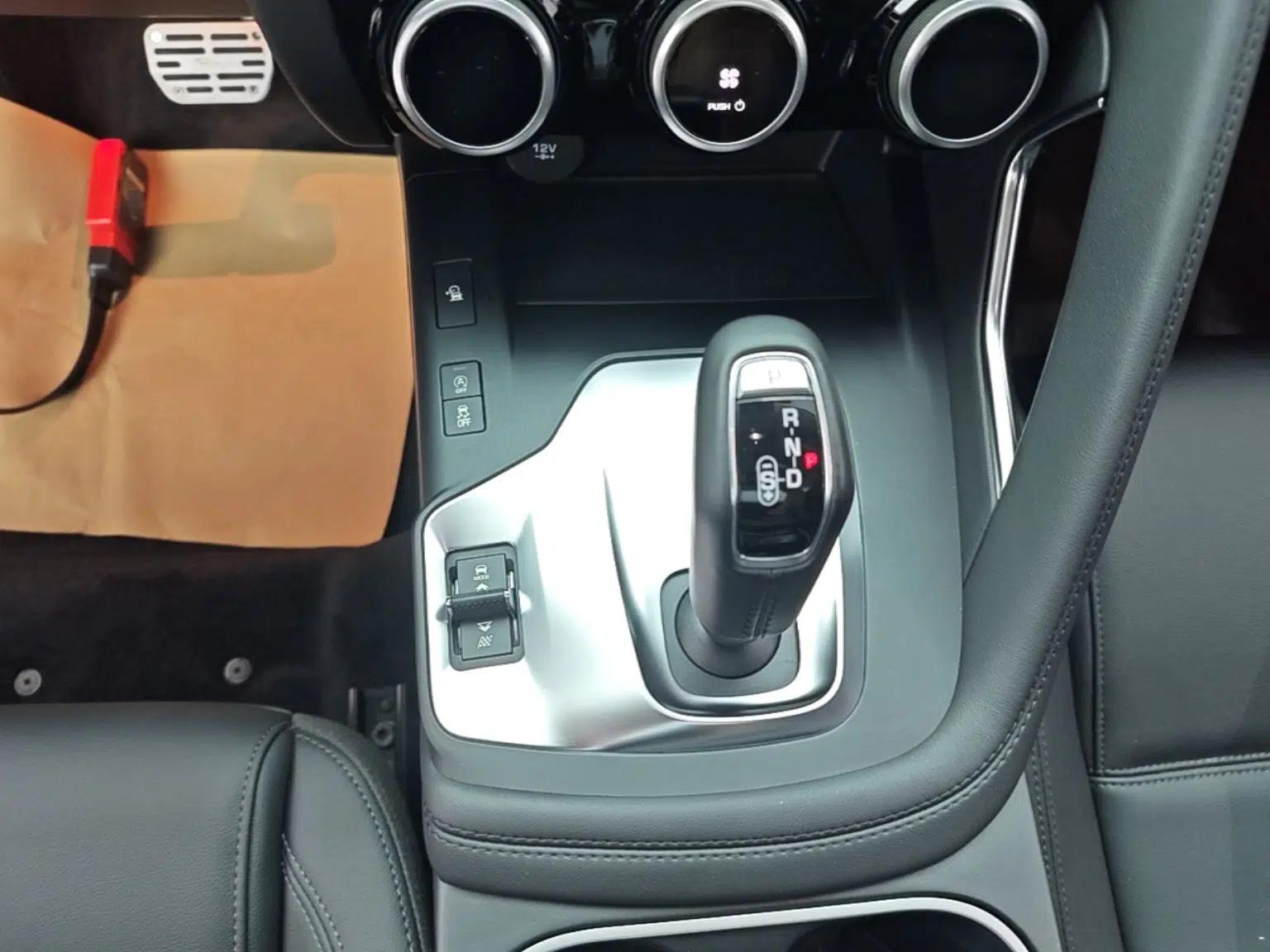 Jaguar E-PACE 2018 P250 S China VI — миниатюра 16