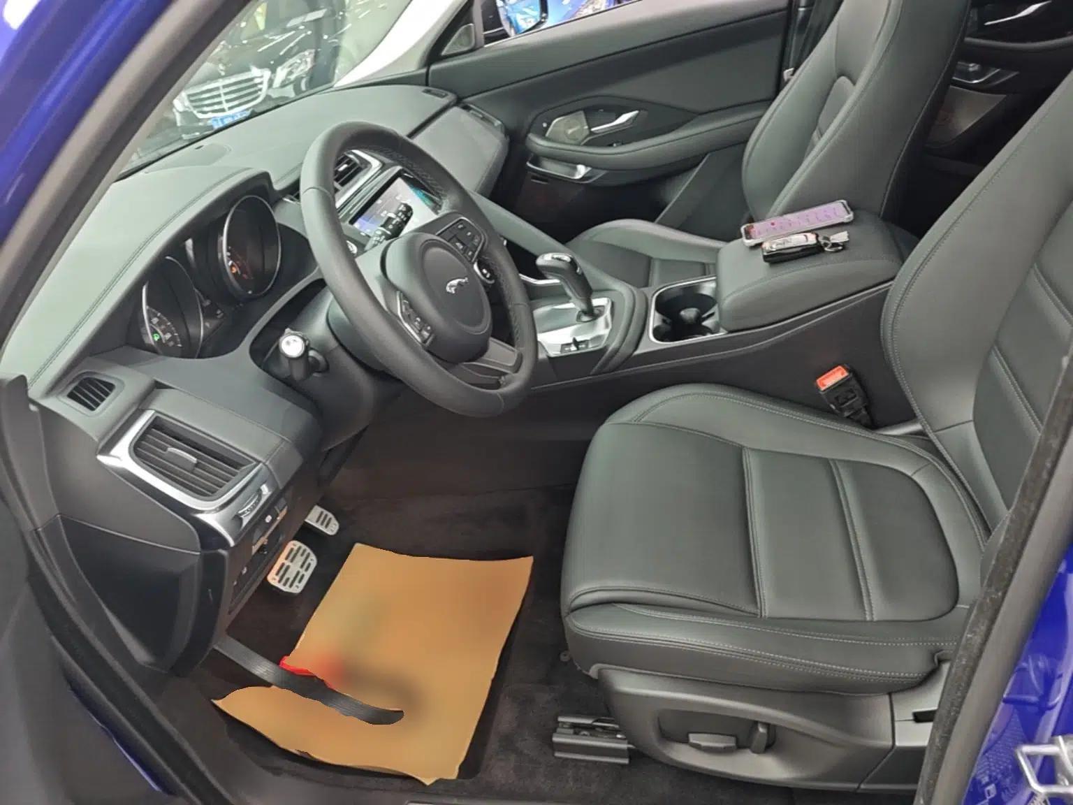Jaguar E-PACE 2018 P250 S China VI — миниатюра 17