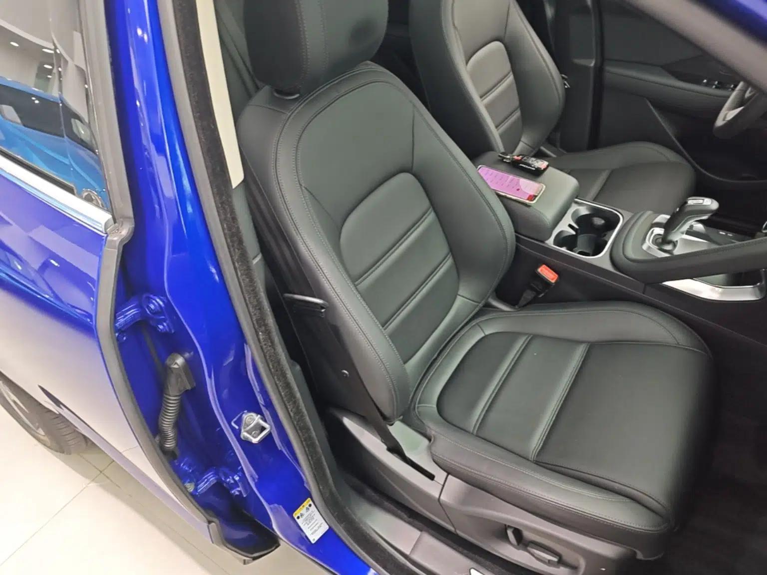 Jaguar E-PACE 2018 P250 S China VI — миниатюра 23