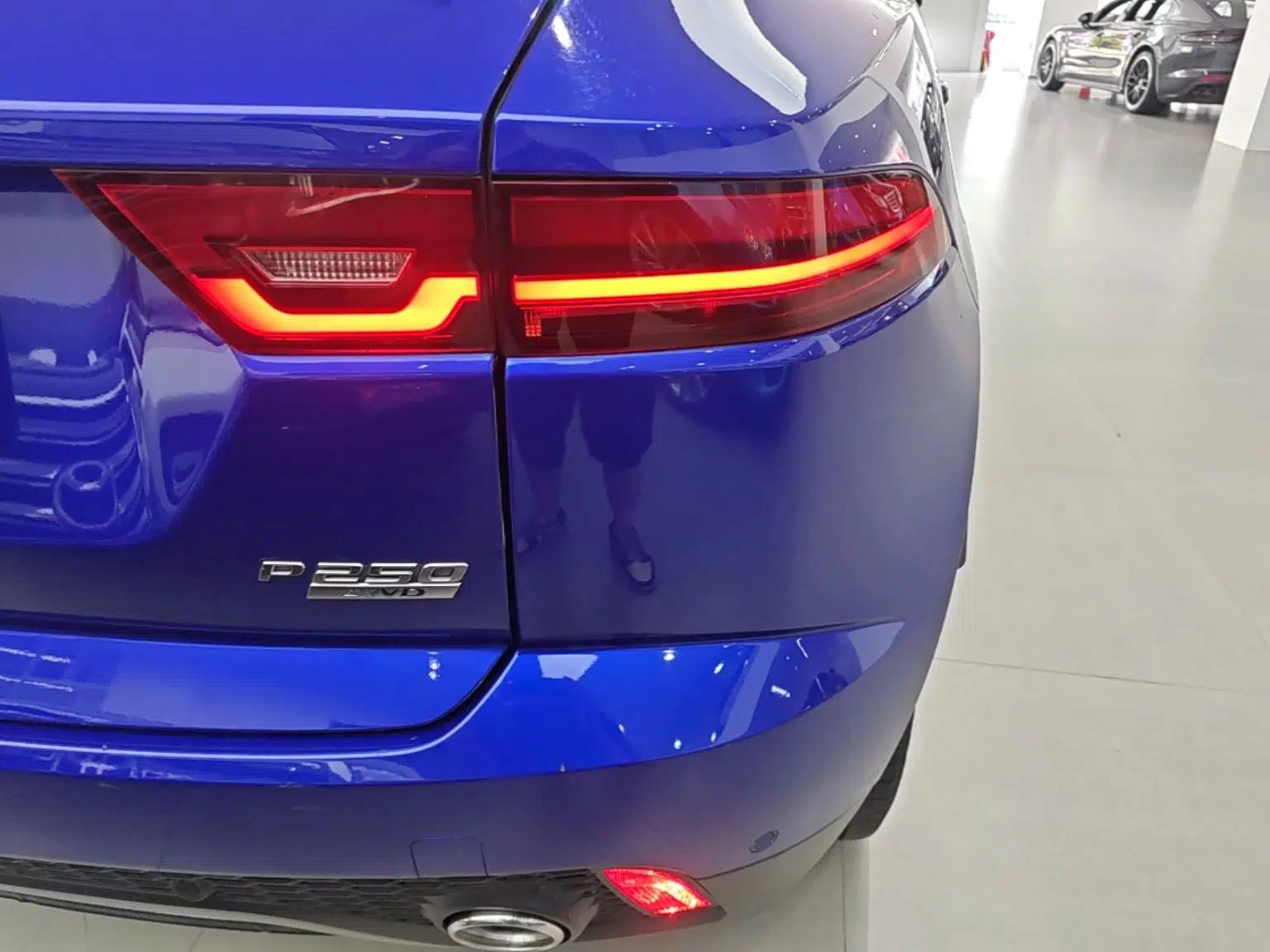 Jaguar E-PACE 2018 P250 S China VI — миниатюра 8