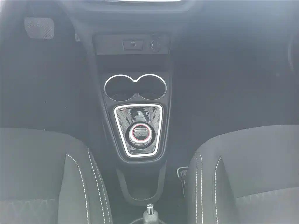 JAC iEV6E 2019 Youth Edition iEV6E Luxury Model — миниатюра 14