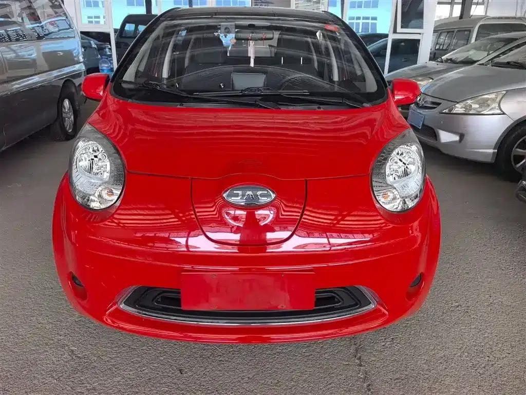 JAC iEV6E 2019 Youth Edition iEV6E Luxury Model — миниатюра 5