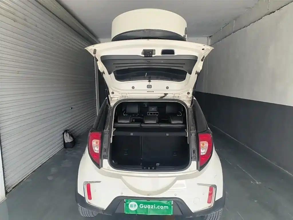 JAC iEV6E 2018 Sport Edition, iEV6E Luxury Smart Edition — миниатюра 19