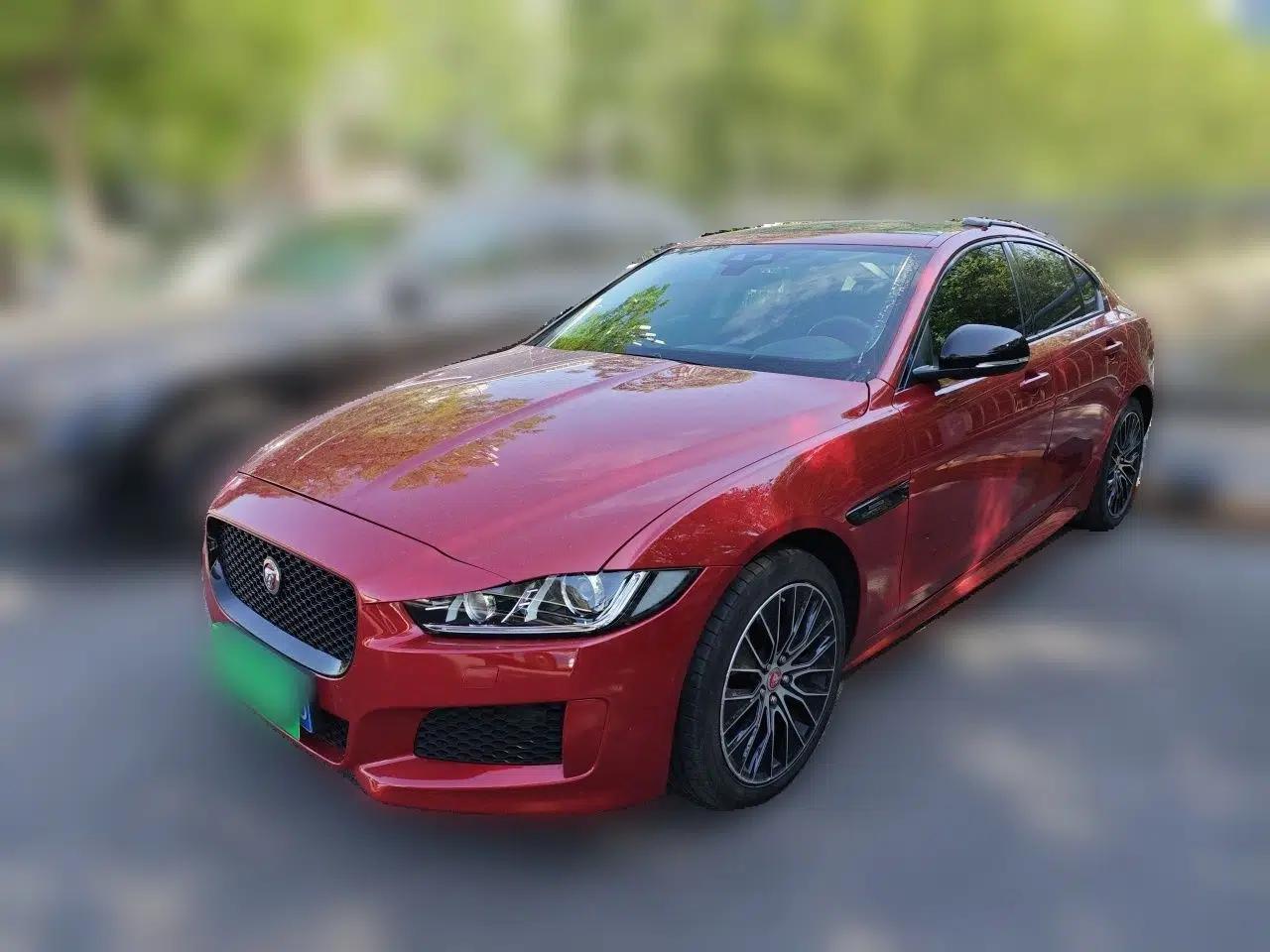 Jaguar XE 2019 2.0T 300 PS All-Wheel-Drive Landmark Edition — миниатюра 1
