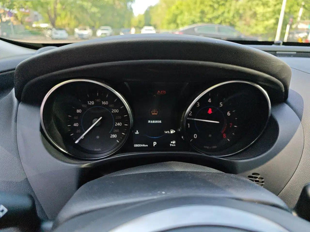 Jaguar XE 2019 2.0T 300 PS All-Wheel-Drive Landmark Edition — миниатюра 12