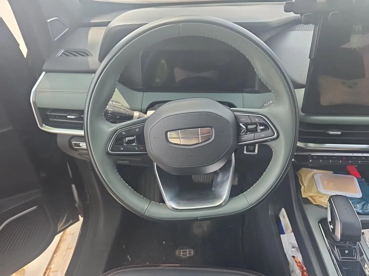 Geely Auto Haoyue L 2024 2.0T DCT Prestige Version — миниатюра 11