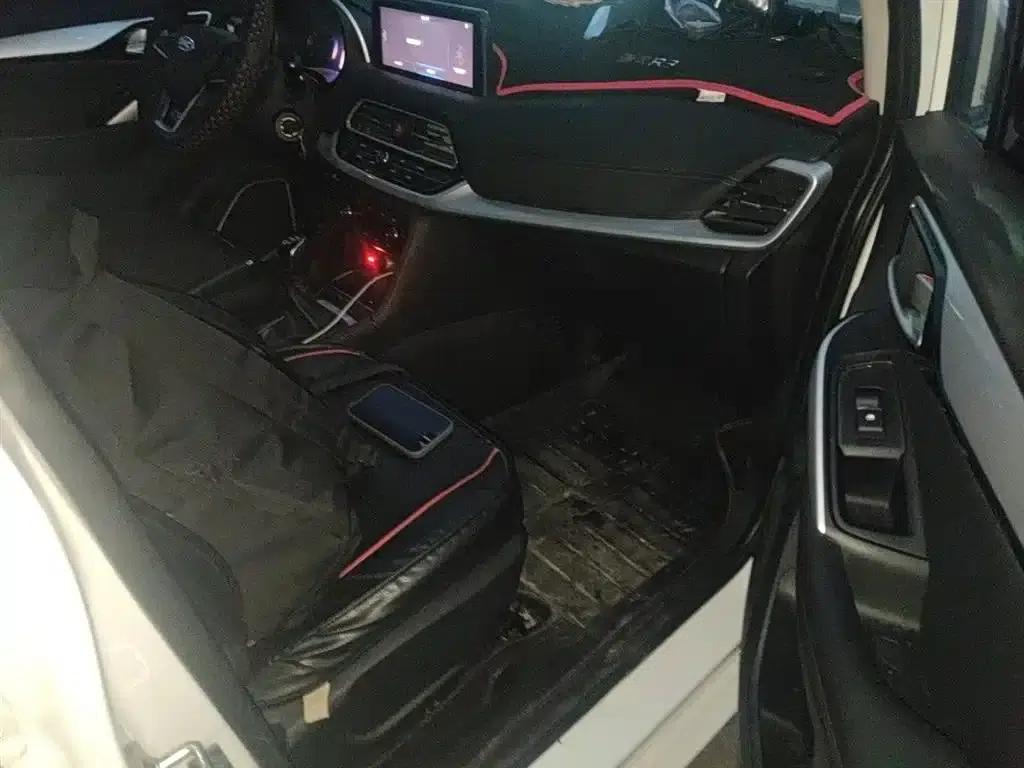 Refine R3 2018 1.6L Manual Deluxe Edition — миниатюра 22