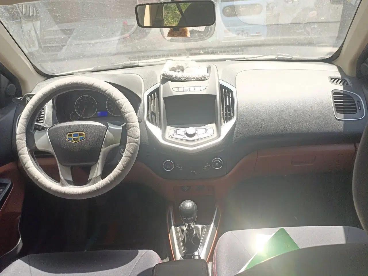 Geely Auto Diamond 2017 1.5L Manual Value-Added Model — миниатюра 10