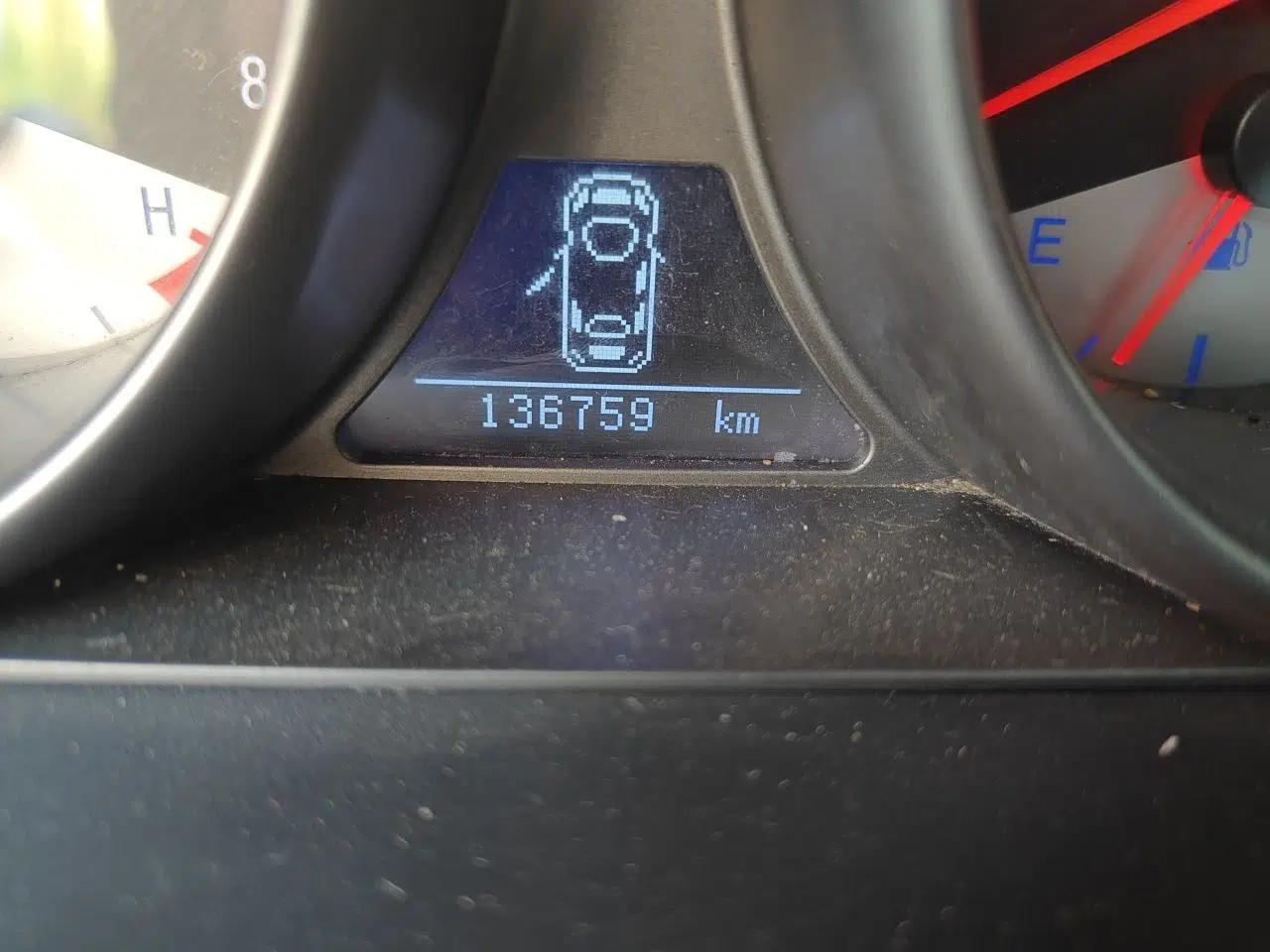 Geely Auto GX7 2014 2.4L Automatic Prestige Edition — миниатюра 13