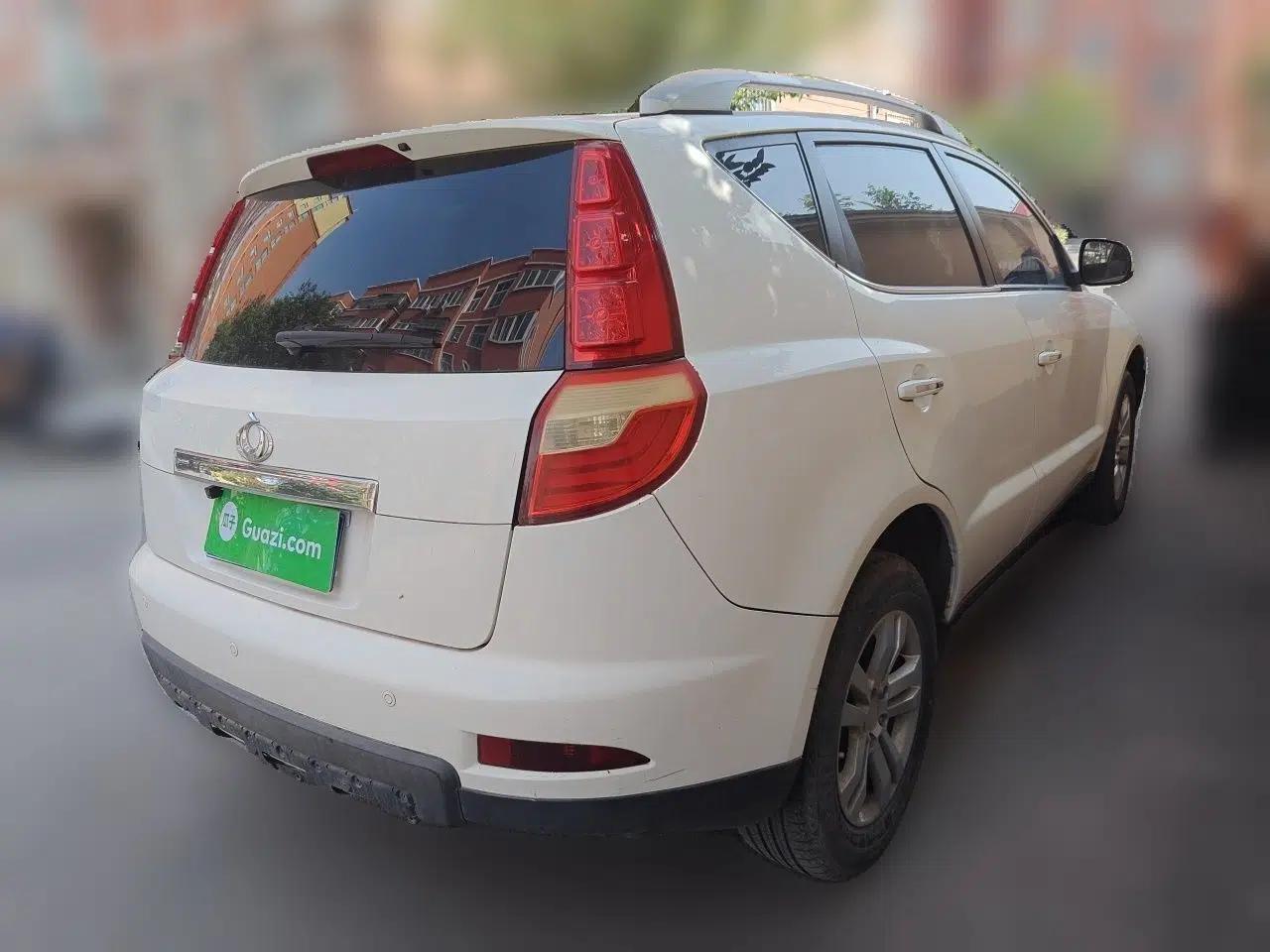 Geely Auto GX7 2014 2.4L Automatic Prestige Edition — миниатюра 6