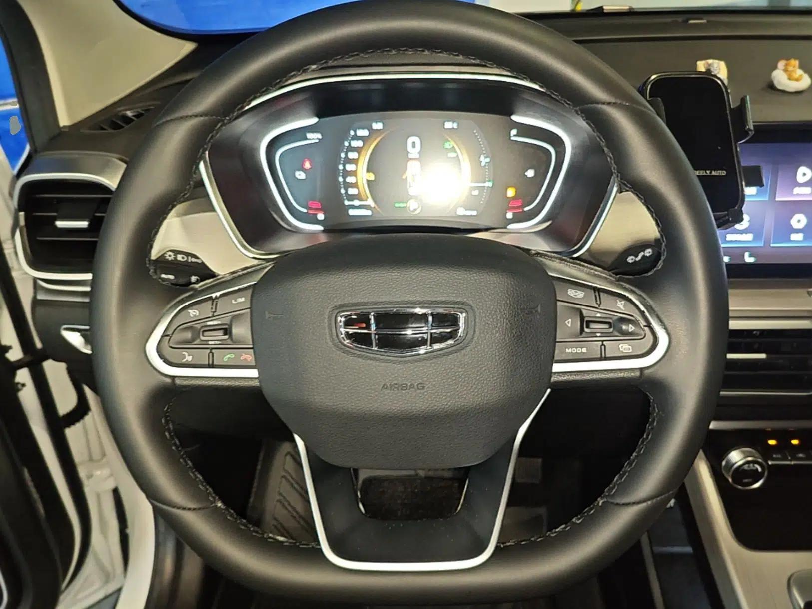 Geely Auto Coolray New Energy 2020 1.5T ePro Super — миниатюра 14