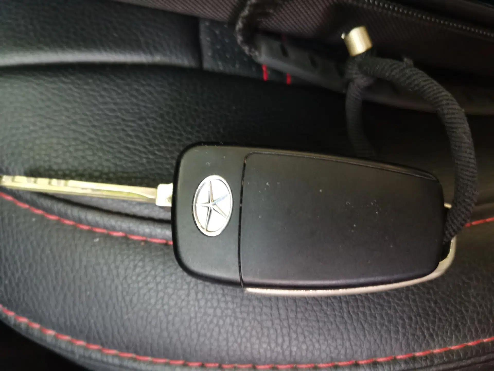 JAC Group Refine S2 2015 1.5L Manual Luxury Smart Model — миниатюра 9