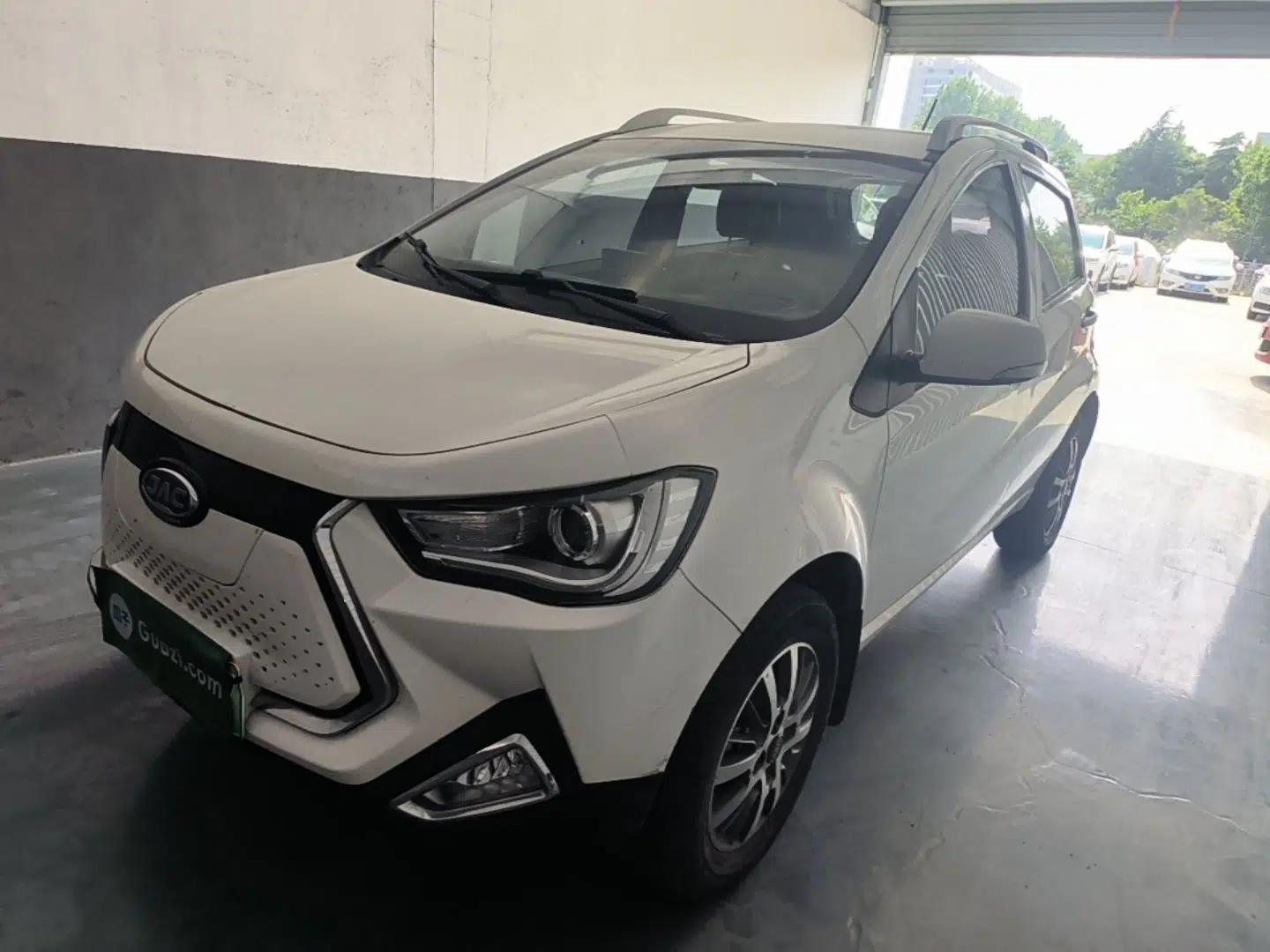 JAC Group iEV6E 2018 Sport Edition iEV6E Luxury Smart Enjoyment Version — миниатюра 1