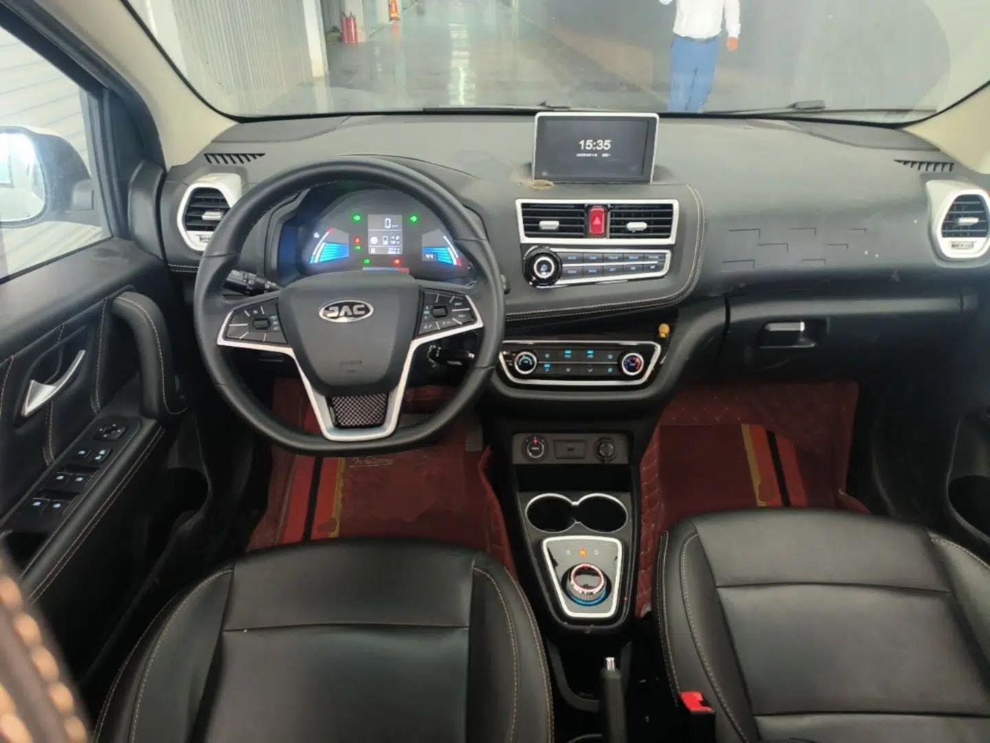JAC Group iEV6E 2018 Sport Edition iEV6E Luxury Smart Enjoyment Version — миниатюра 13