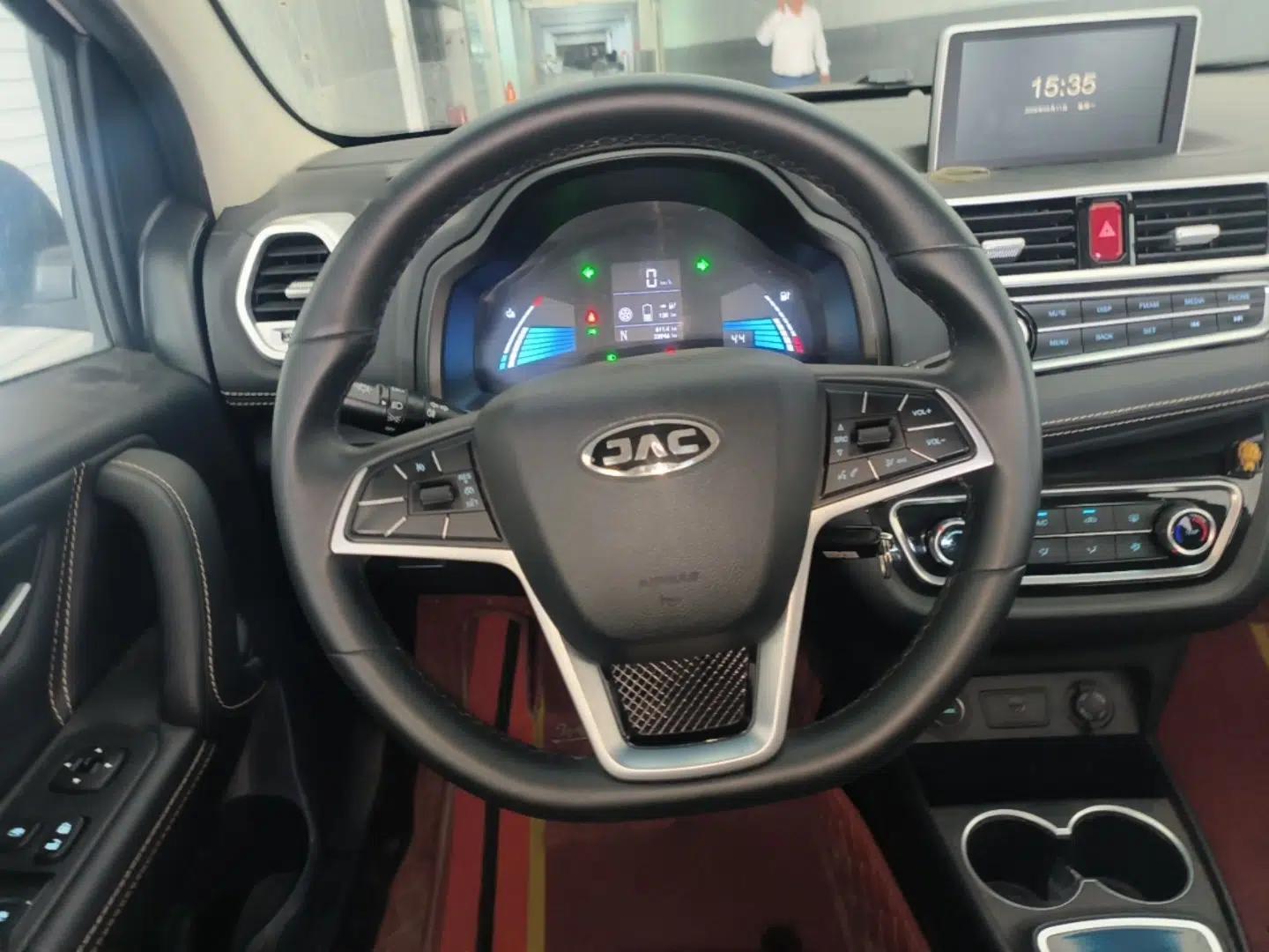 JAC Group iEV6E 2018 Sport Edition iEV6E Luxury Smart Enjoyment Version — миниатюра 14