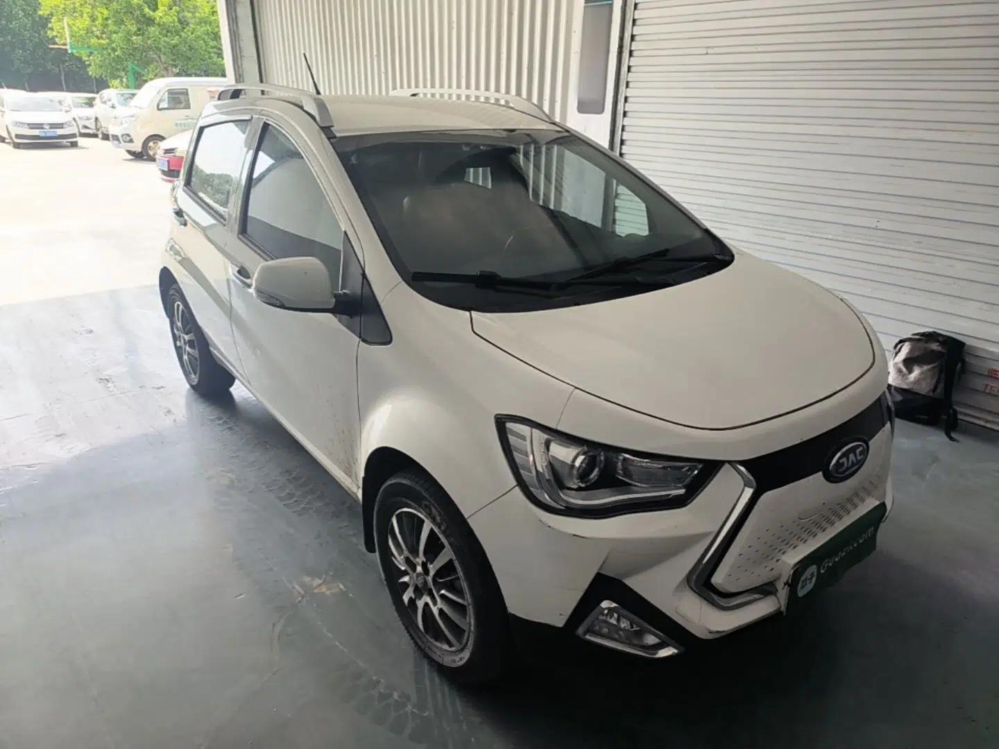 JAC Group iEV6E 2018 Sport Edition iEV6E Luxury Smart Enjoyment Version — миниатюра 3