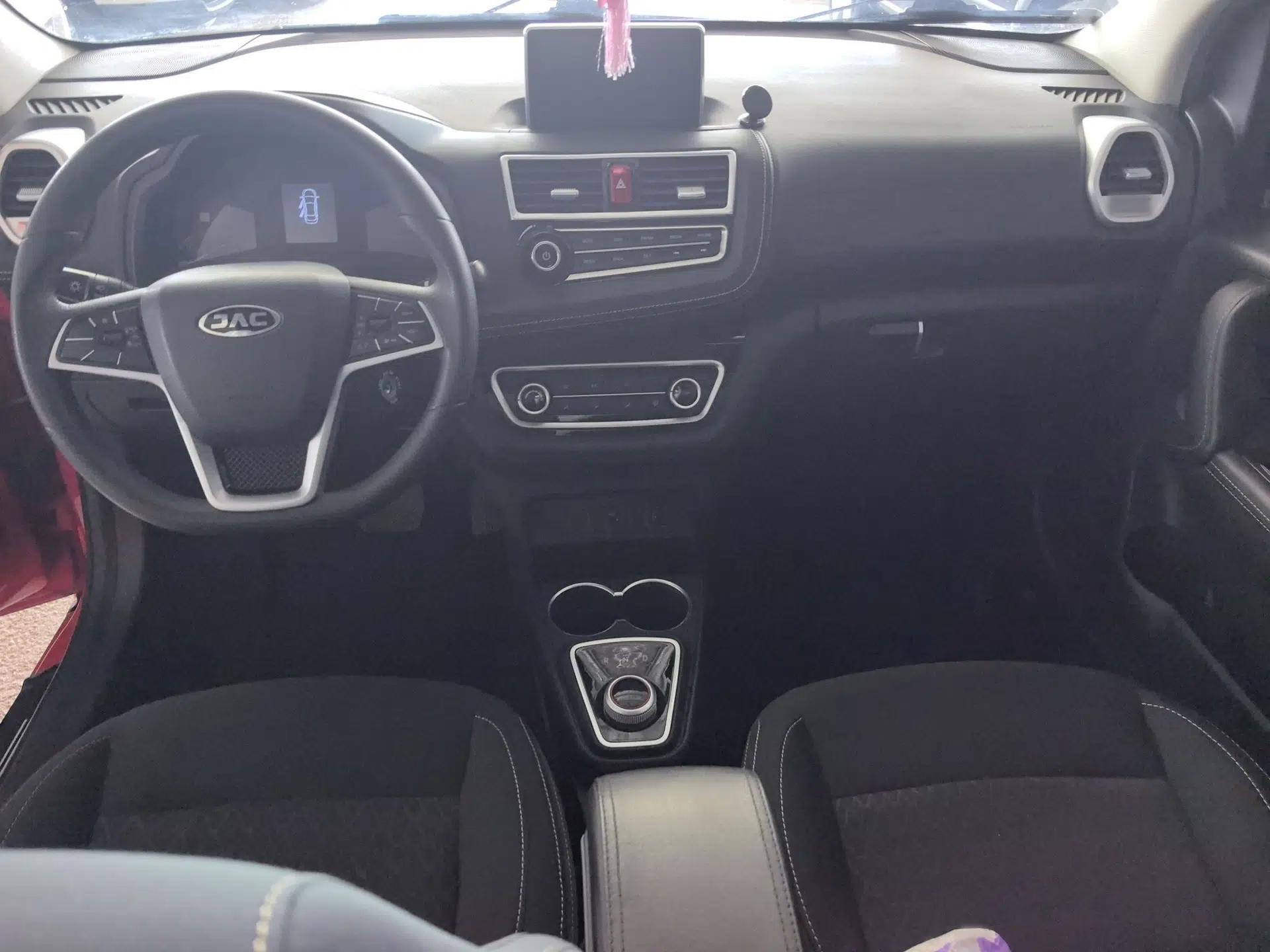JAC Group iEV6E 2019 Youth Edition iEV6E Luxury Model — миниатюра 11