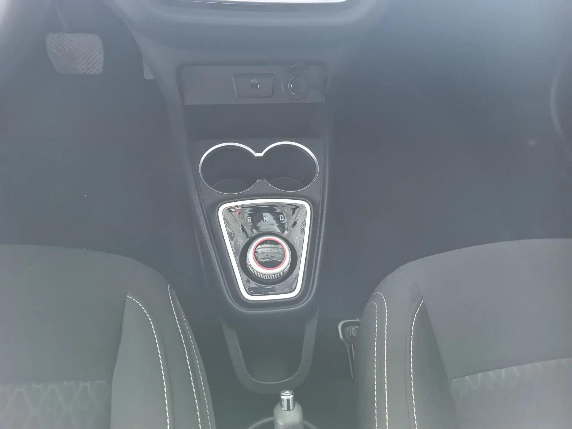 JAC Group iEV6E 2019 Youth Edition iEV6E Luxury Model — миниатюра 13
