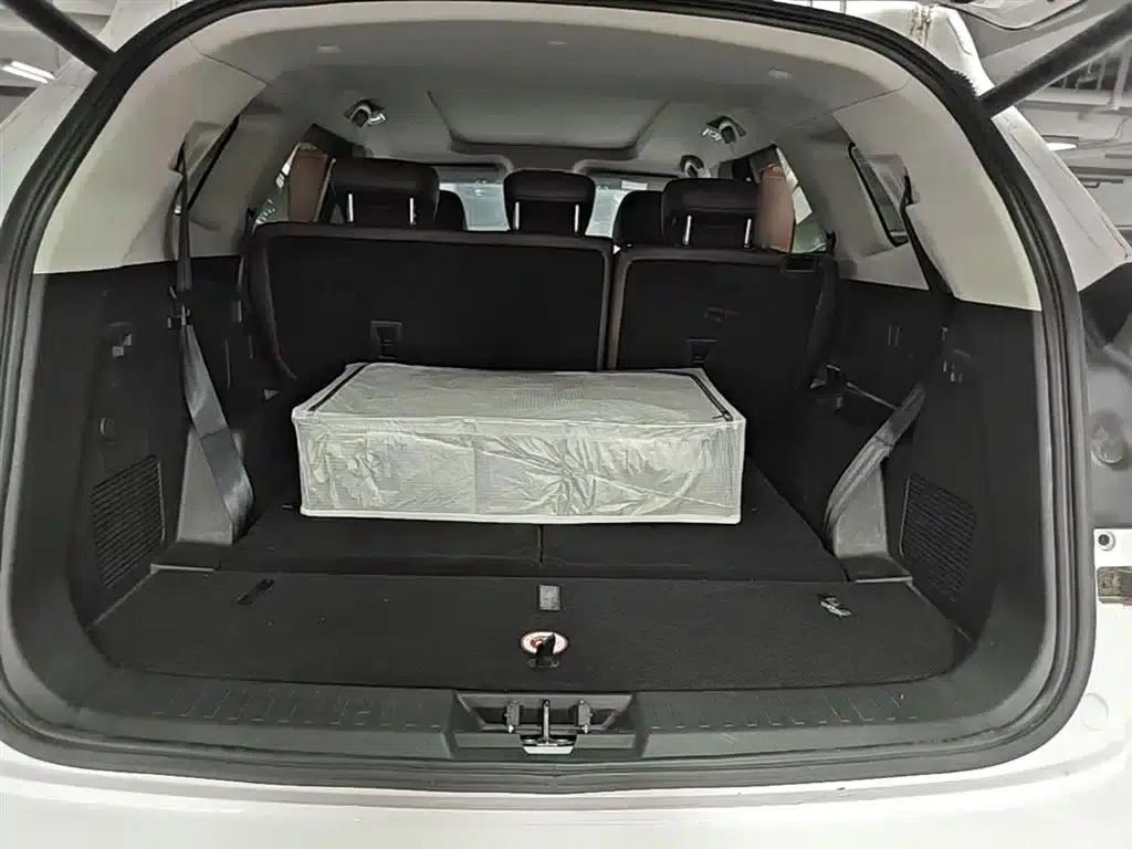 Jetour X90 PLUS 2024 1.6TD DCT Family Fun Edition 7-Seater — миниатюра 19