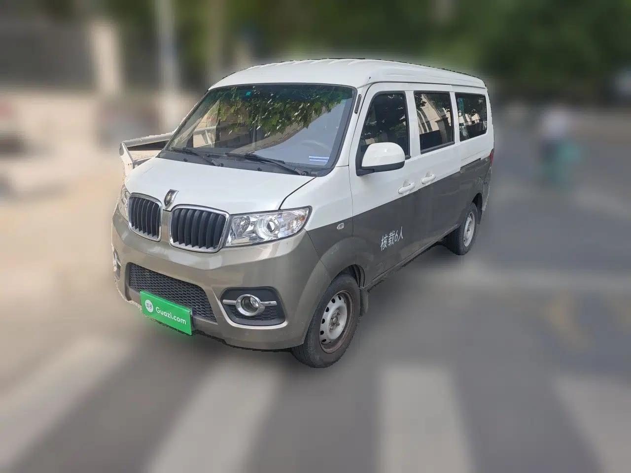 Jinbei Hiace X30 2021 1.5L Wealthy Single-Steaming Air-Conditioned Version Bus China VI Standard SWC15M — миниатюра 1