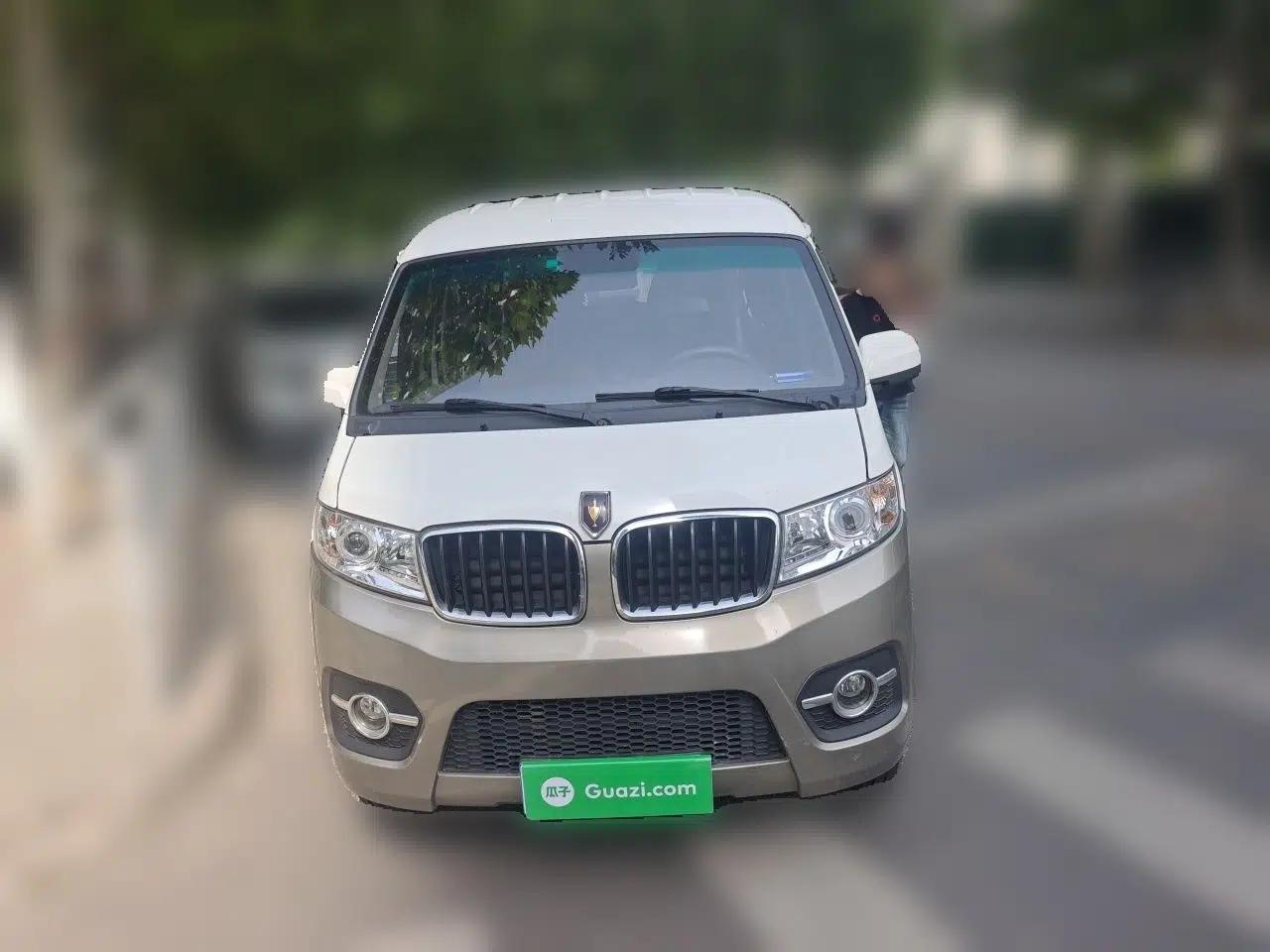 Jinbei Hiace X30 2021 1.5L Wealthy Single-Steaming Air-Conditioned Version Bus China VI Standard SWC15M — миниатюра 2