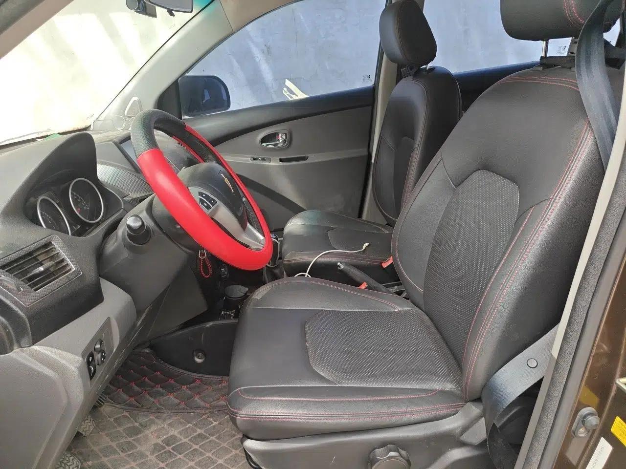 Jinbei Zhishang S30 2015 1.5L Manual Elite Model — миниатюра 16
