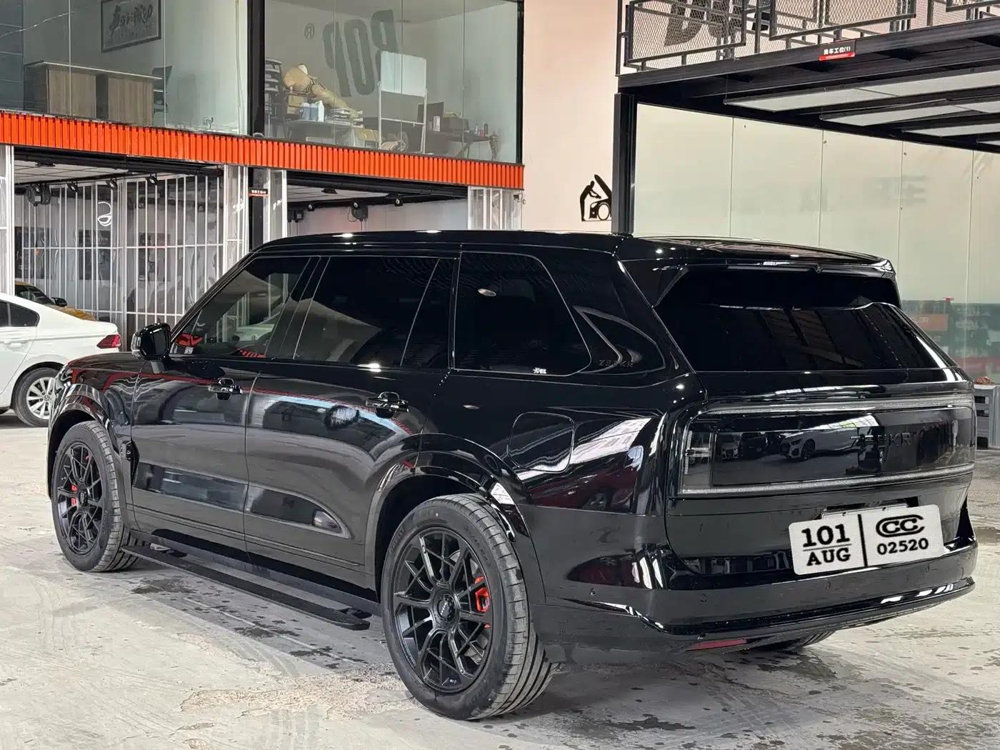 Extreme Krypton 9X 2025 Obsidian Black Edition 70kWh — миниатюра 5