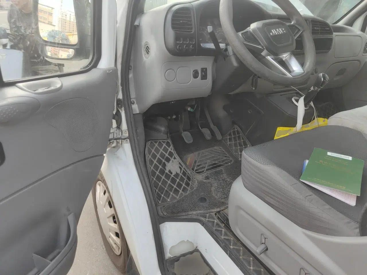 JMC Transit 2017 2.8T Commercial Version Short Wheelbase Mid-Roof 6/7/8-Seater JX493 — миниатюра 17