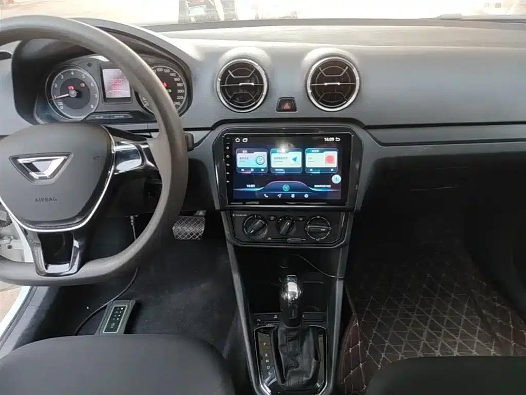 Jetta VA3 2021 1.5L Automatic Upward Life Edition — миниатюра 13