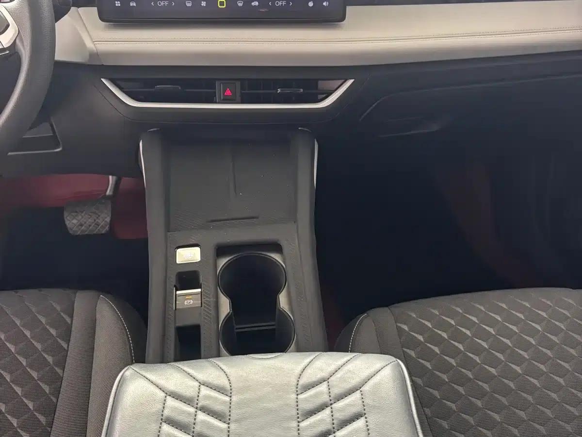 Jetta VS8 2026 280TSI Automatic All-Round Edition — миниатюра 11