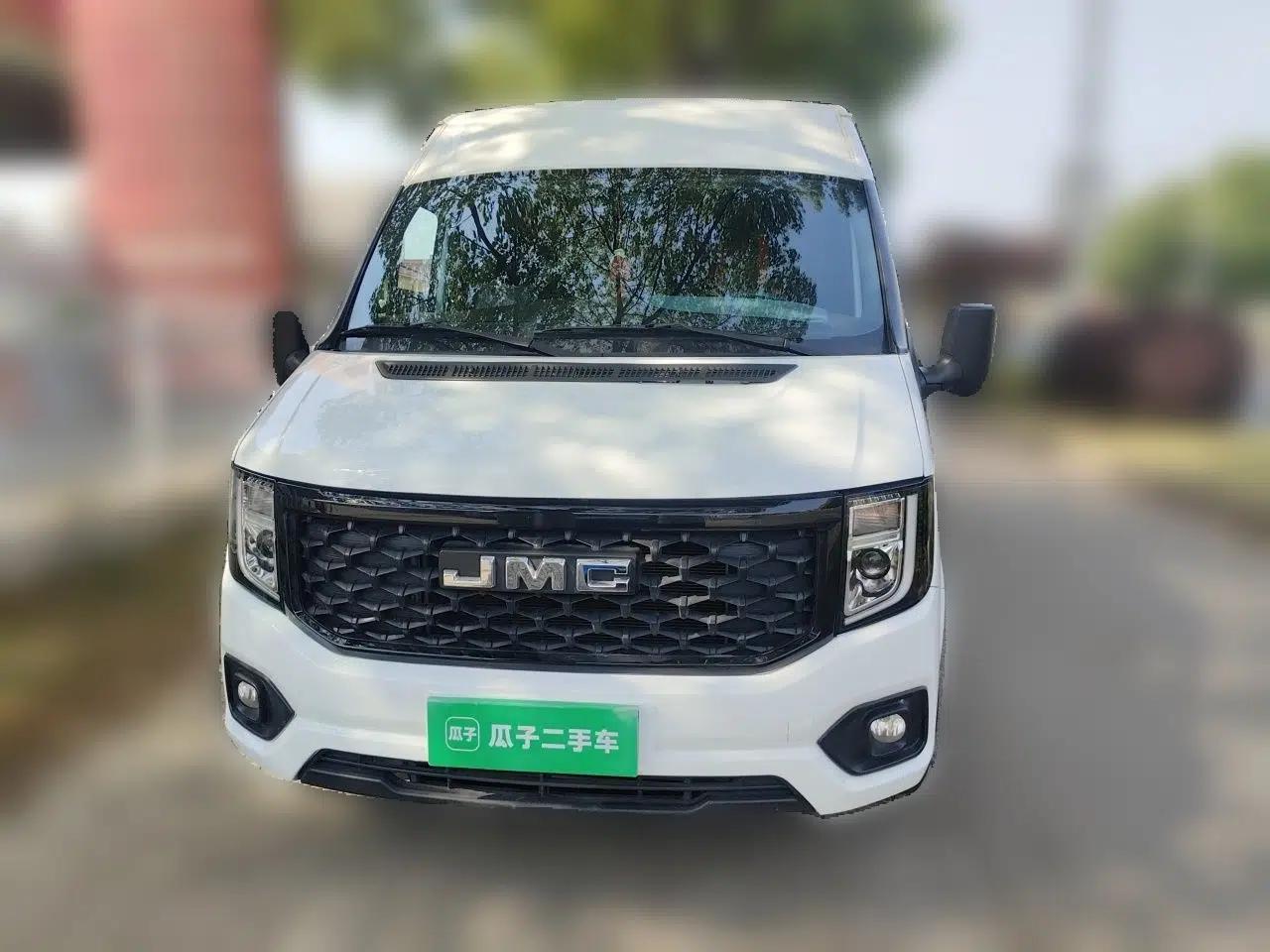 JMC Fushun 2025 2.0T 6MT Diesel Mid-Drive Mid-Roof Commercial Multi-Purpose 7-Seater Passenger Vehicle — миниатюра 2