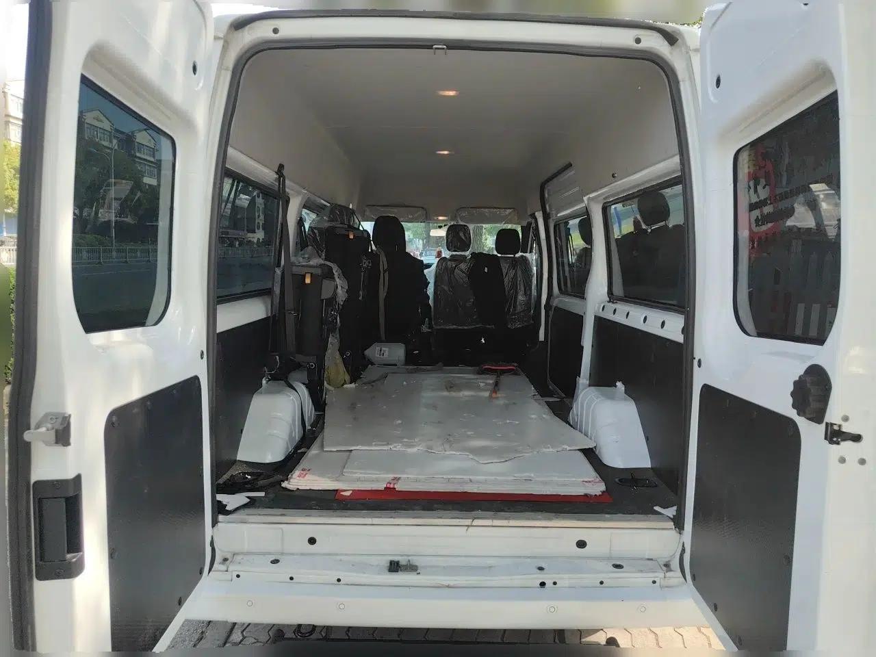 JMC Fushun 2025 2.0T 6MT Diesel Mid-Drive Mid-Roof Commercial Multi-Purpose 7-Seater Passenger Vehicle — миниатюра 20