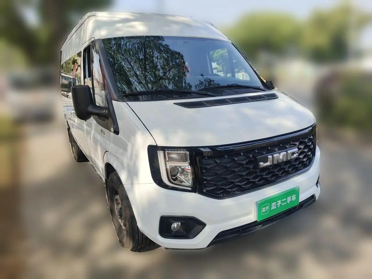 JMC Fushun 2025 2.0T 6MT Diesel Mid-Drive Mid-Roof Commercial Multi-Purpose 7-Seater Passenger Vehicle — миниатюра 3