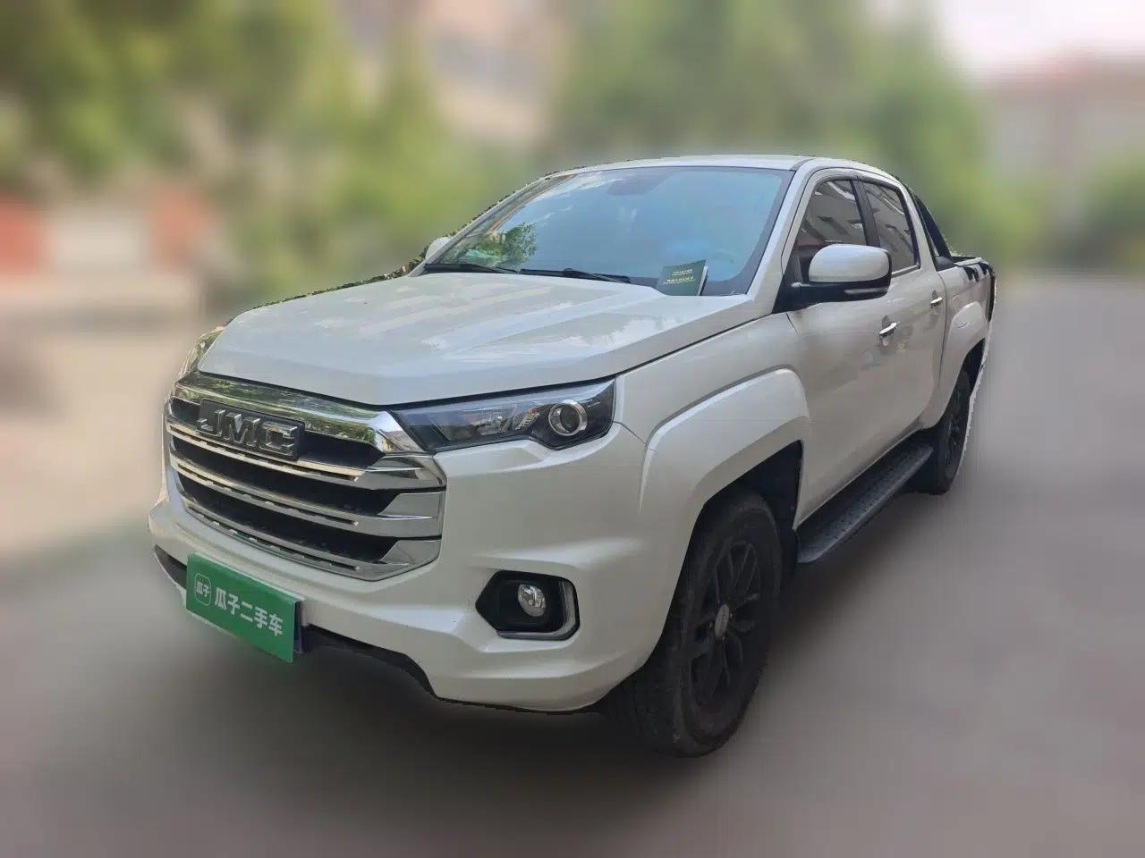 JMC Yuhu 7 2022 2.0T Manual Diesel Two-Wheel Drive Comfort Version Standard Wheelbase — миниатюра 1